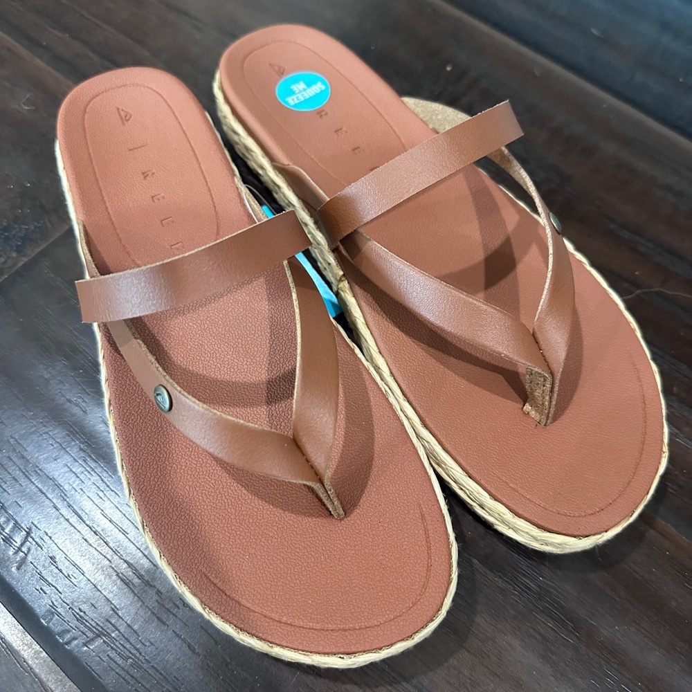 REEF Brown Cushion Comfort Sandals